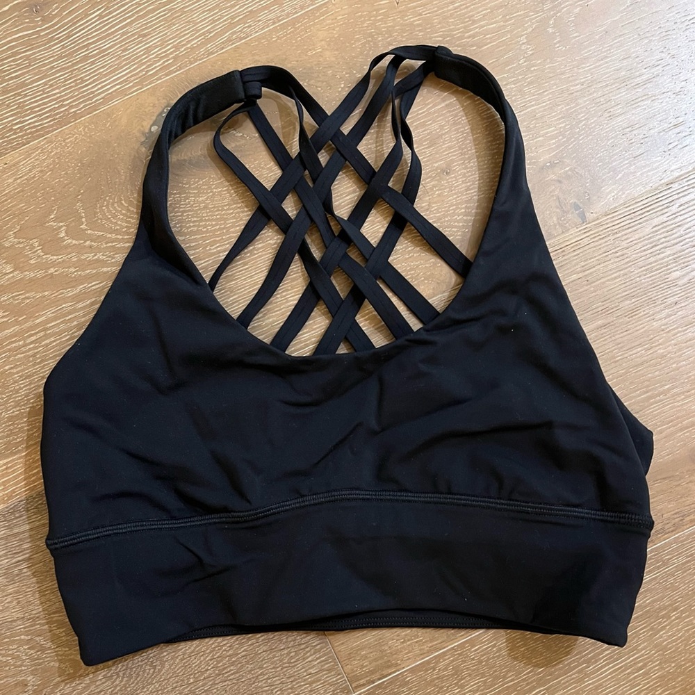 LuluLemon Womens multi-strap Sport Bra / Sz 8 - Excellent condition - black